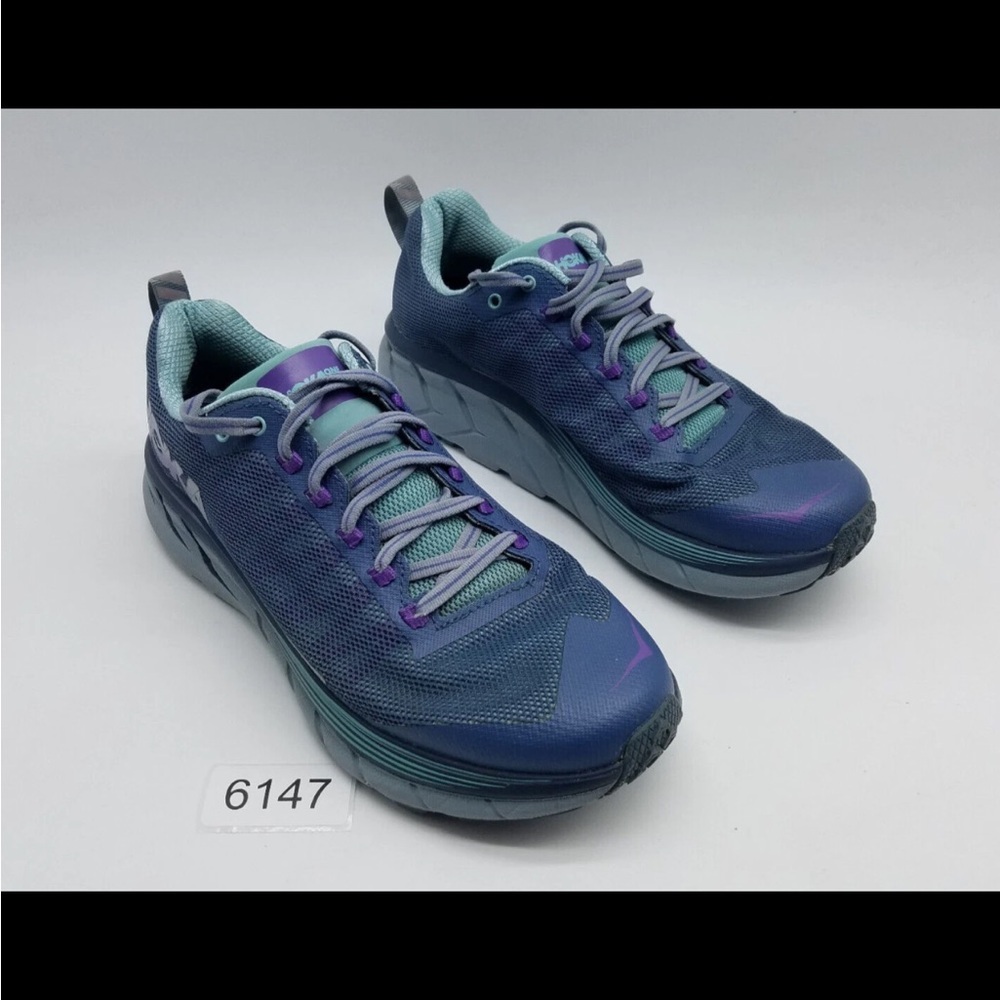 Hoka One One Challenger ATR 4 Women's Size 7.5 Trail Running Shoes Purple Blue